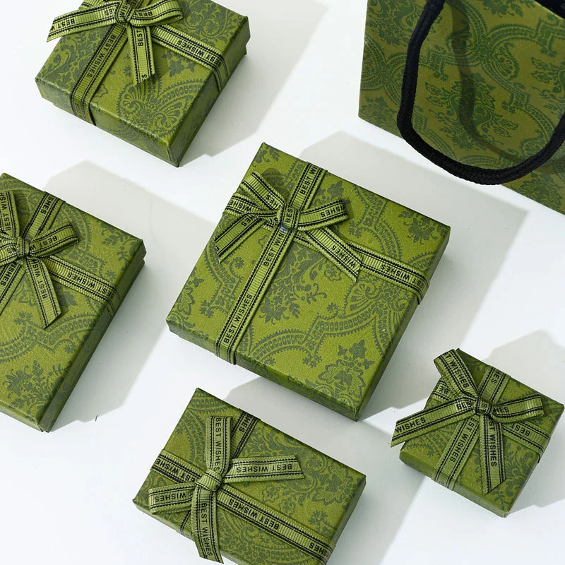 Custom green paper jewellery boxes and gift bags for retail