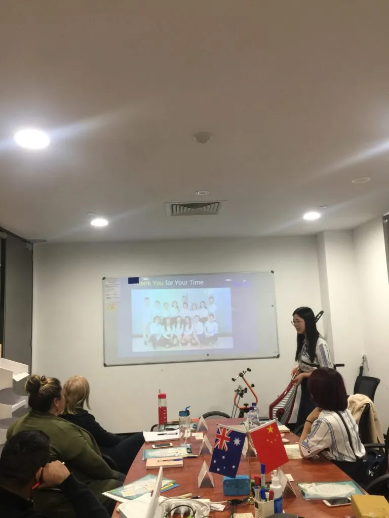 Bert Who buy display stand with Boxes