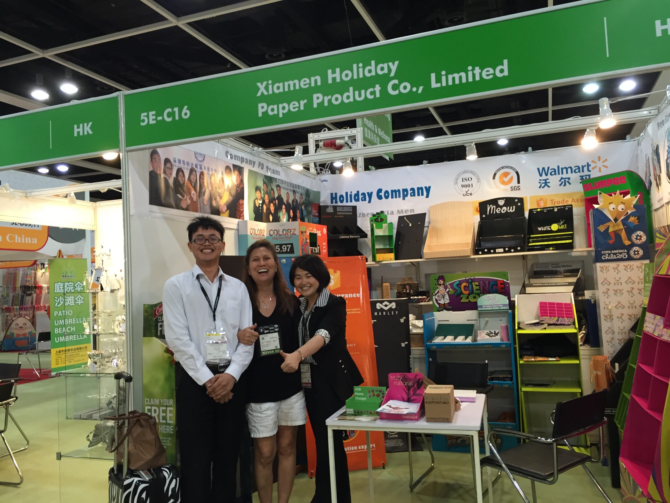 Holidaypac cardboard display Walmart approved supplier booth with ISO 9001 SGS certifications