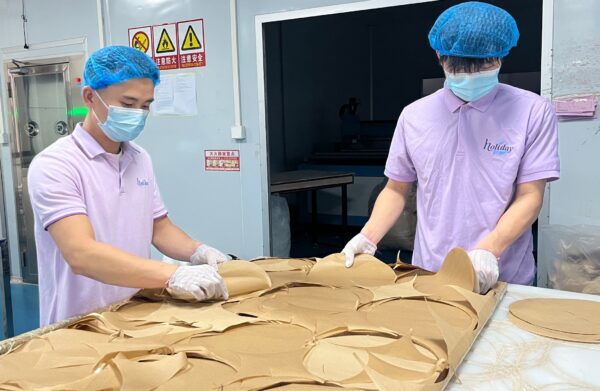 Holidaypacfactory die-cutting disposable oil filter paper production