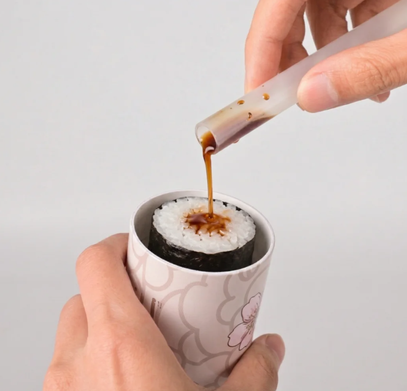 Sushi tube soy sauce pouring demo - innovative sauce tube design