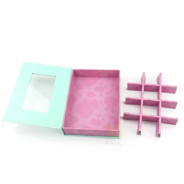 Holidaypacfactory chocolate selection box with window structure detail