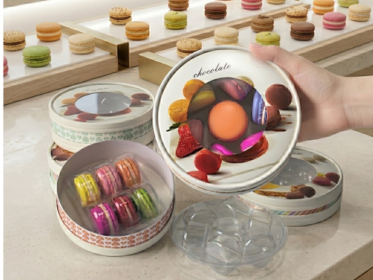 Holidaypacfactory holidaypac factory round paper macaron chocolate box the open set shows the paper body, transparent lid area and clear tray together.
