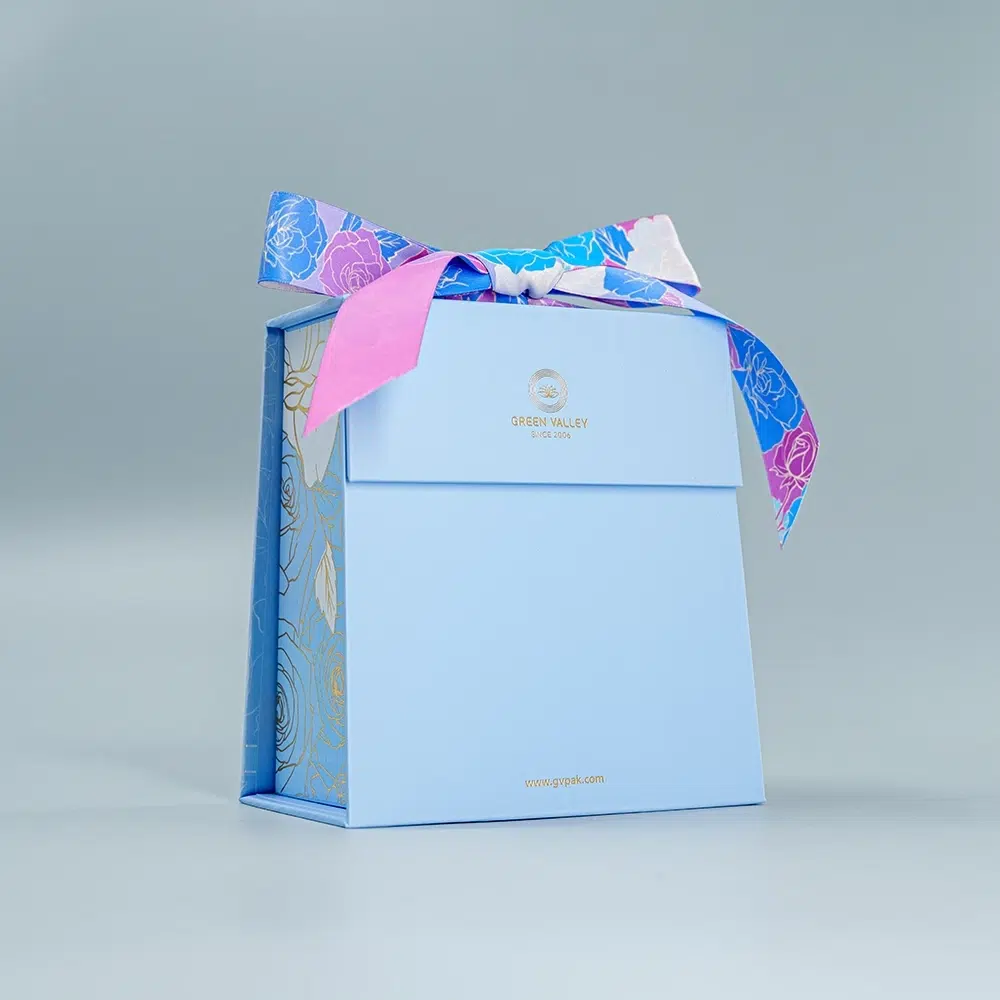 Holidaypacfactory handbag shape chocolate gift box packaging material and surface detail