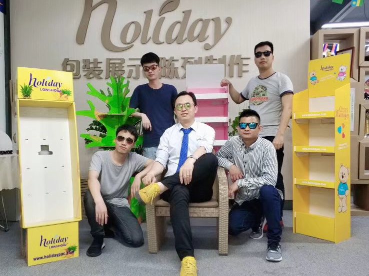 HolidayPAC cardboard display showroom and display stand capability
