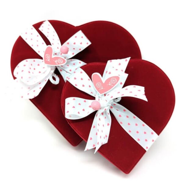 custom heart shaped rigid box Holidaypacfactory image 3 for jewelry, rings, chocolate, candy, perfume, keepsakes, wedding gifts, Valentine's gifts and boutique gift sets