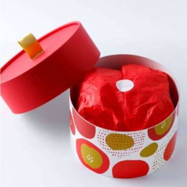 custom round rigid box Holidaypacfactory image 5 for candles, tea, coffee, cosmetics, fragrance, chocolate, wellness products, pre-roll accessories and premium gifts