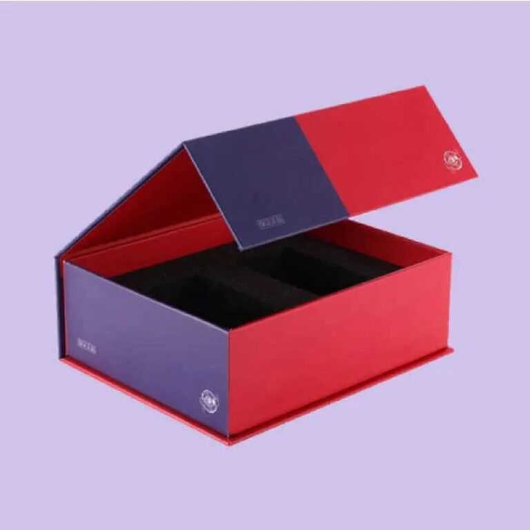 flip top magnetic rigid box Holidaypacfactory image 1 for cosmetics, skincare, perfume, candles, electronics, wellness kits, jewelry, memberships and premium gifts
