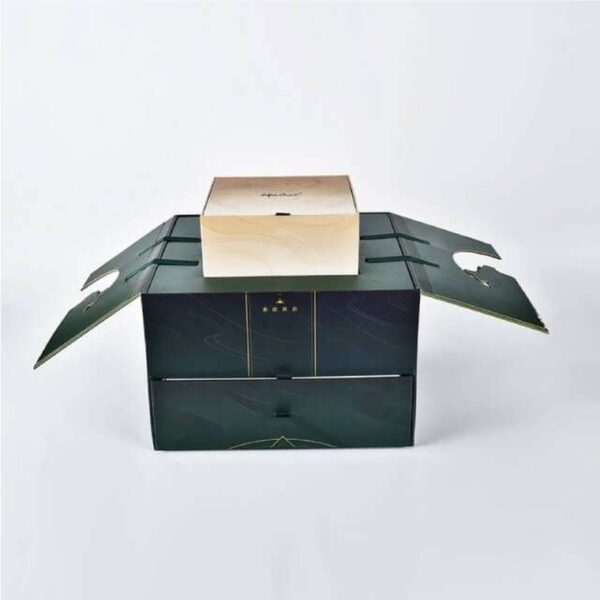 two layer gate fold rigid box Holidaypacfactory image 2 for luxury gifts, cosmetics, jewelry, floral gifts, collector sets, corporate kits and seasonal premium programs