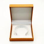 Holidaypacfactory no logo necklace jewelry box packaging main product view