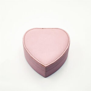 Holidaypacfactory pink heart shaped leather ring box packaging detail view 2