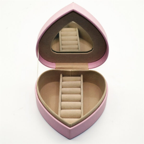Holidaypacfactory pink heart shaped leather ring box packaging detail view 4
