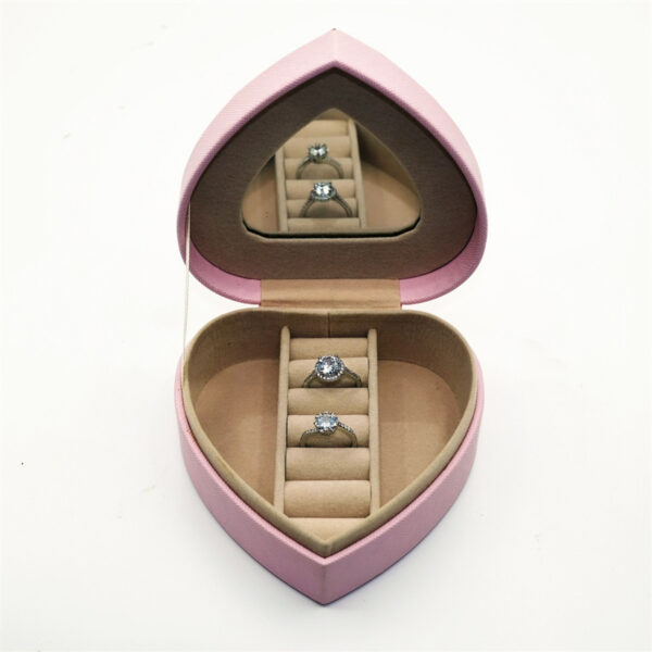 Holidaypacfactory pink heart shaped leather ring box packaging detail view 6