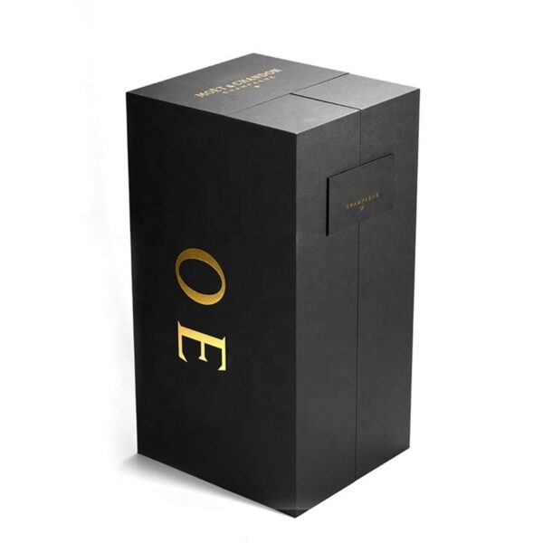closed red wine gift box with gold logo and fold-flat structure Holidaypacfactory