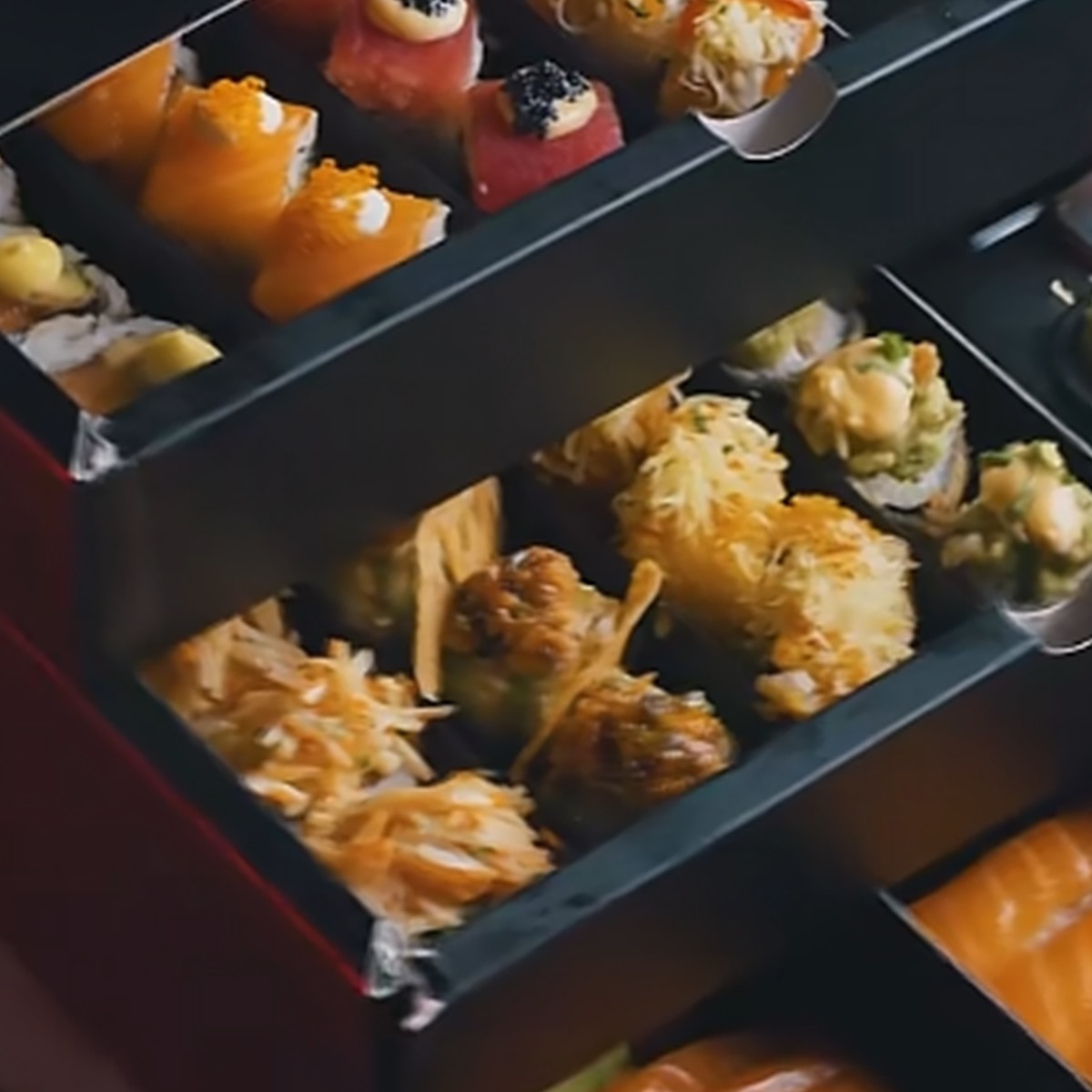 three layer drawer sushi box with sauce compartments Holidaypacfactory
