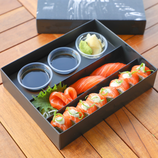fresh sushi takeaway packaging box with sauce cups Holidaypacfactory