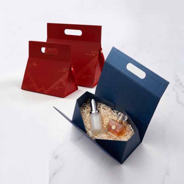 custom New Year foldable handle gift box packaging with tassel Holidaypacfactory